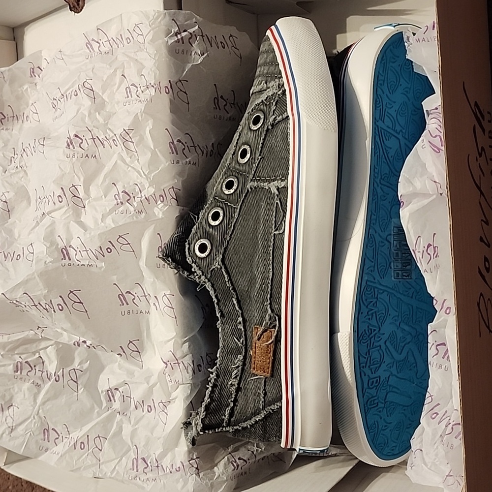 Blowfish gray twill pull on shoes